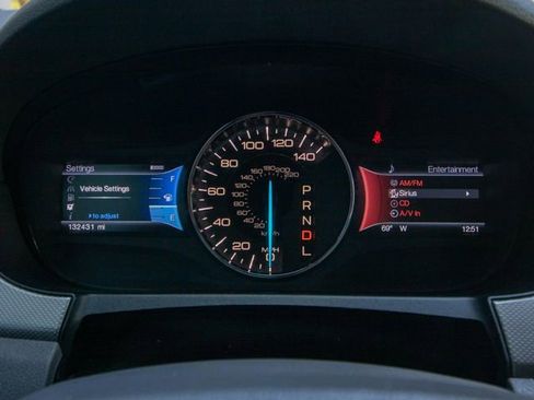 Used 2012 Ford Edge SEL FWD image 26