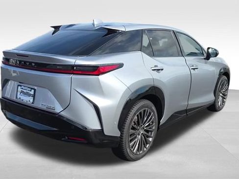 Used 2023 Lexus RZ 450e Premium w/ Accessory Package (2T) AWD/4WD image 5
