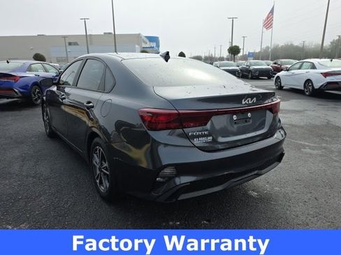 Used 2023 Kia Forte LXS w/ LXS Technology Package image 3