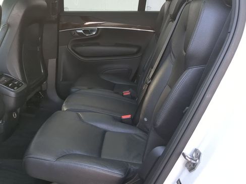 Used 2018 Volvo XC90 T6 Momentum w/ Momentum Plus Package image 19