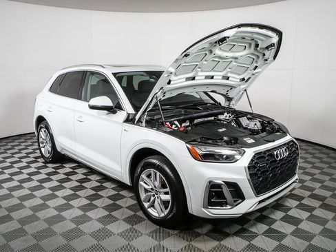 Used 2023 Audi Q5 2.0T Premium w/ Convenience Package AWD/4WD image 34