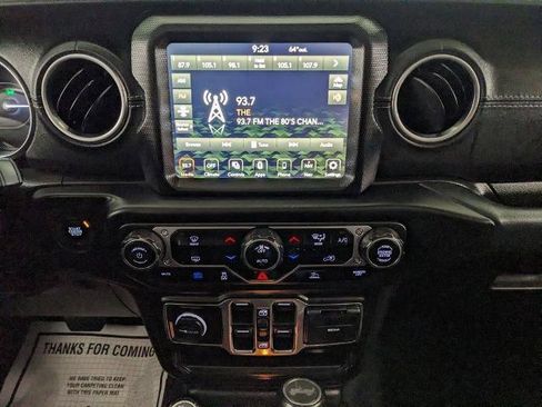 Used 2023 Jeep Wrangler Unlimited Sahara AWD/4WD image 8