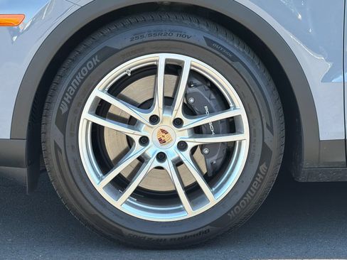 Certified 2026 Porsche Cayenne Coupe AWD/4WD image 27