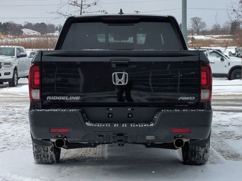 Used 2023 Honda Ridgeline Black Edition image 4