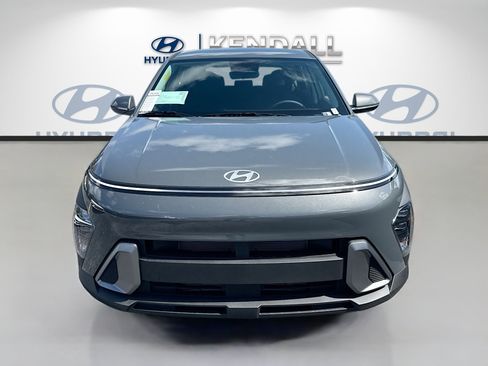 New 2026 Hyundai Kona SE FWD image 2