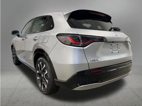 New 2026 Honda HR-V EX-L image 3