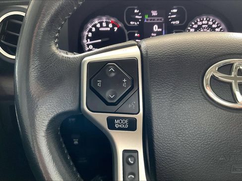 Used 2021 Toyota Tundra Limited w/ Limited Premium Package AWD/4WD image 10