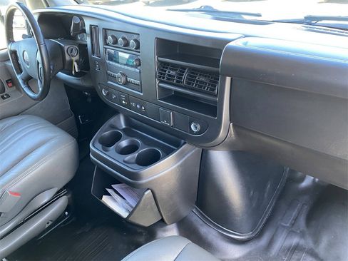 Used 2023 GMC Savana 2500 Work Van w/ Driver Convenience Package image 8