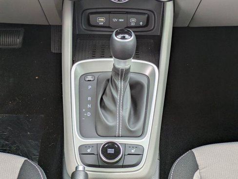 New 2026 Hyundai Venue SEL FWD image 14