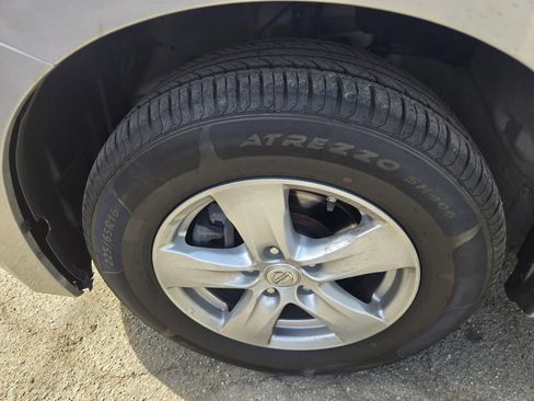 Used 2015 Nissan Quest SV image 31