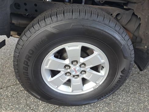 Used 2016 GMC Canyon 2WD Crew Cab w/ Convenience Package image 17