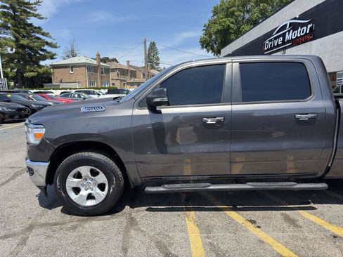 Used 2020 RAM 1500 Big Horn AWD/4WD image 2