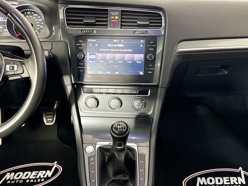 Used 2019 Volkswagen Golf Alltrack S AWD/4WD image 23