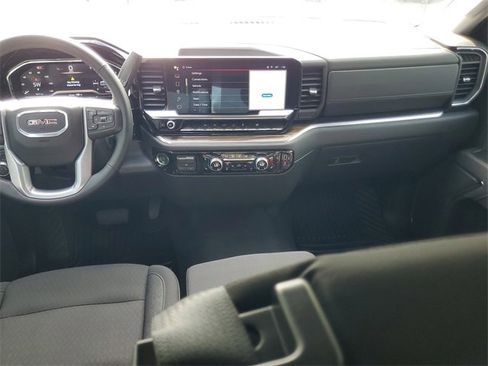 Certified 2025 GMC Sierra 1500 Elevation image 12