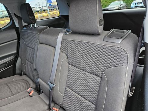 Used 2017 GMC Acadia SLE image 20