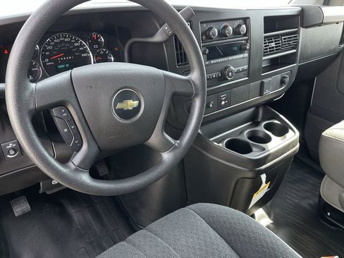 Used 2024 Chevrolet Express 2500 w/ Driver Convenience Package image 18
