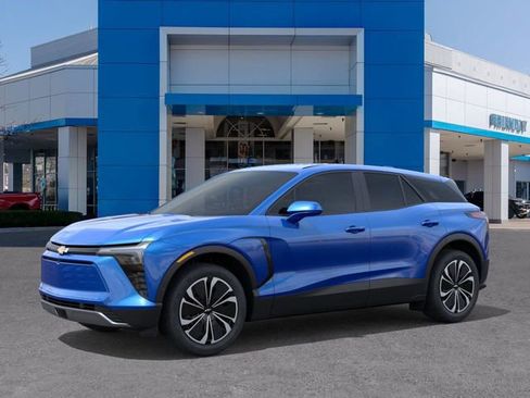 New 2026 Chevrolet Blazer EV LT image 2