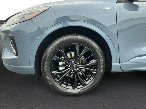 Used 2023 Ford Escape ST-Line Elite image 13