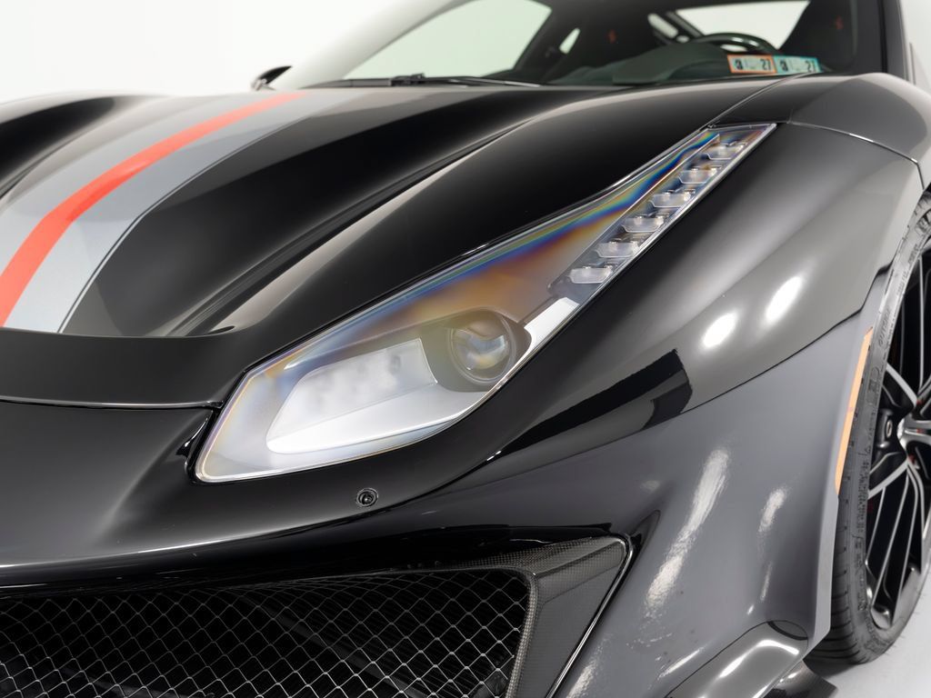 Used 2020 Ferrari 488 Pista Coupe RWD image 43