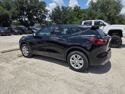 Used 2021 Chevrolet Blazer LT FWD image 4