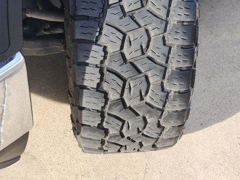 Used 2019 GMC Sierra 1500 SLT w/ SLT Premium Plus Package image 18