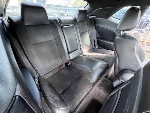 Used 2016 Dodge Challenger R/T Plus image 18