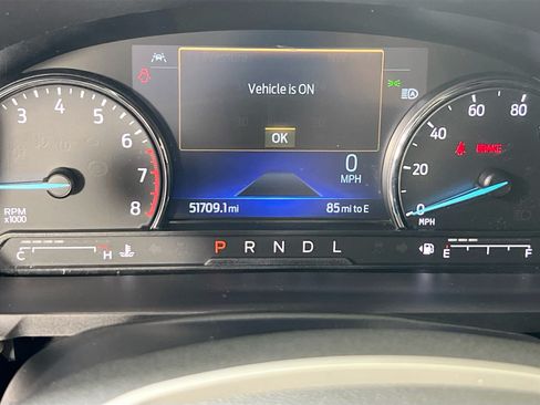 Used 2022 Ford Explorer XLT AWD/4WD image 12