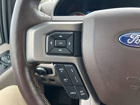 Used 2020 Ford F150 Limited w/ Trailer Tow Package image 28