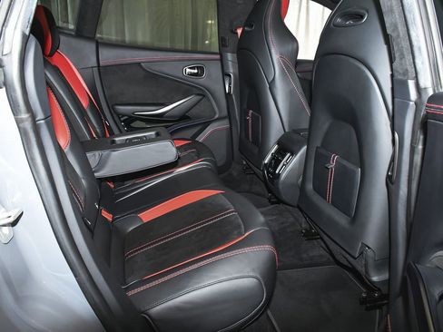Used 2023 Aston Martin DBX AWD/4WD image 55