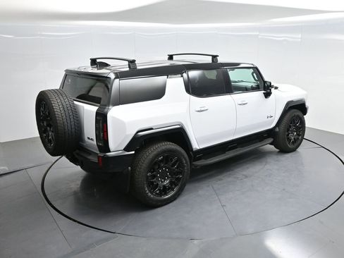 Used 2024 GMC Hummer EV 2X w/ LPO, Roof Cross Rail Package AWD/4WD image 62