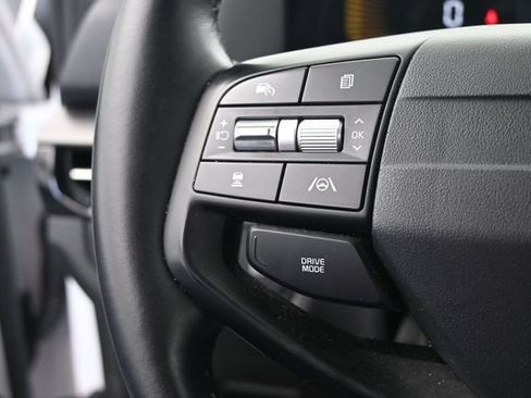 Used 2026 Kia Sportage LX FWD image 30