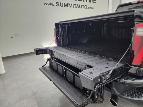 Used 2024 GMC Sierra 2500 Denali w/ Denali Reserve Package image 33