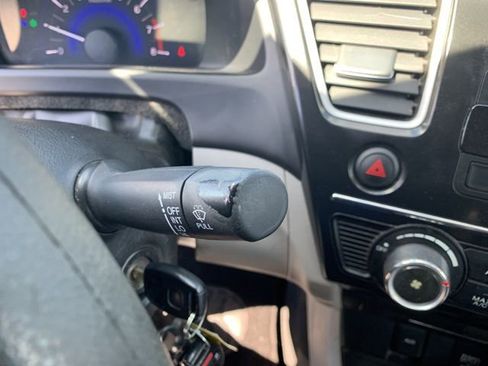 Used 2013 Honda Civic LX image 25