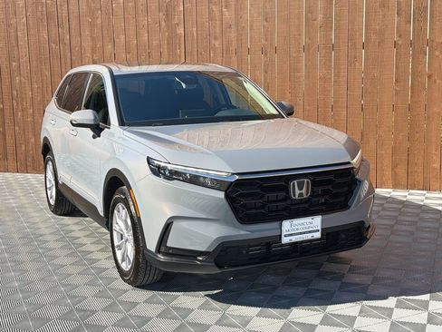 Used 2025 Honda CR-V EX-L image 9
