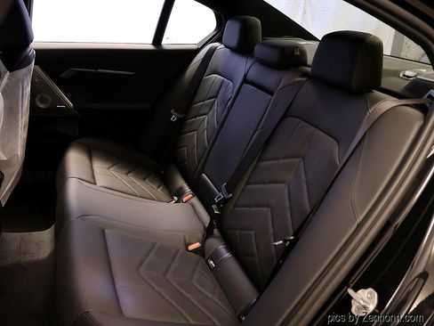 New 2026 BMW 530i xDrive image 12