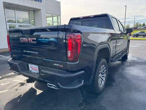 Used 2022 GMC Sierra 1500 AT4 w/ AT4 Premium Package AWD/4WD image 3