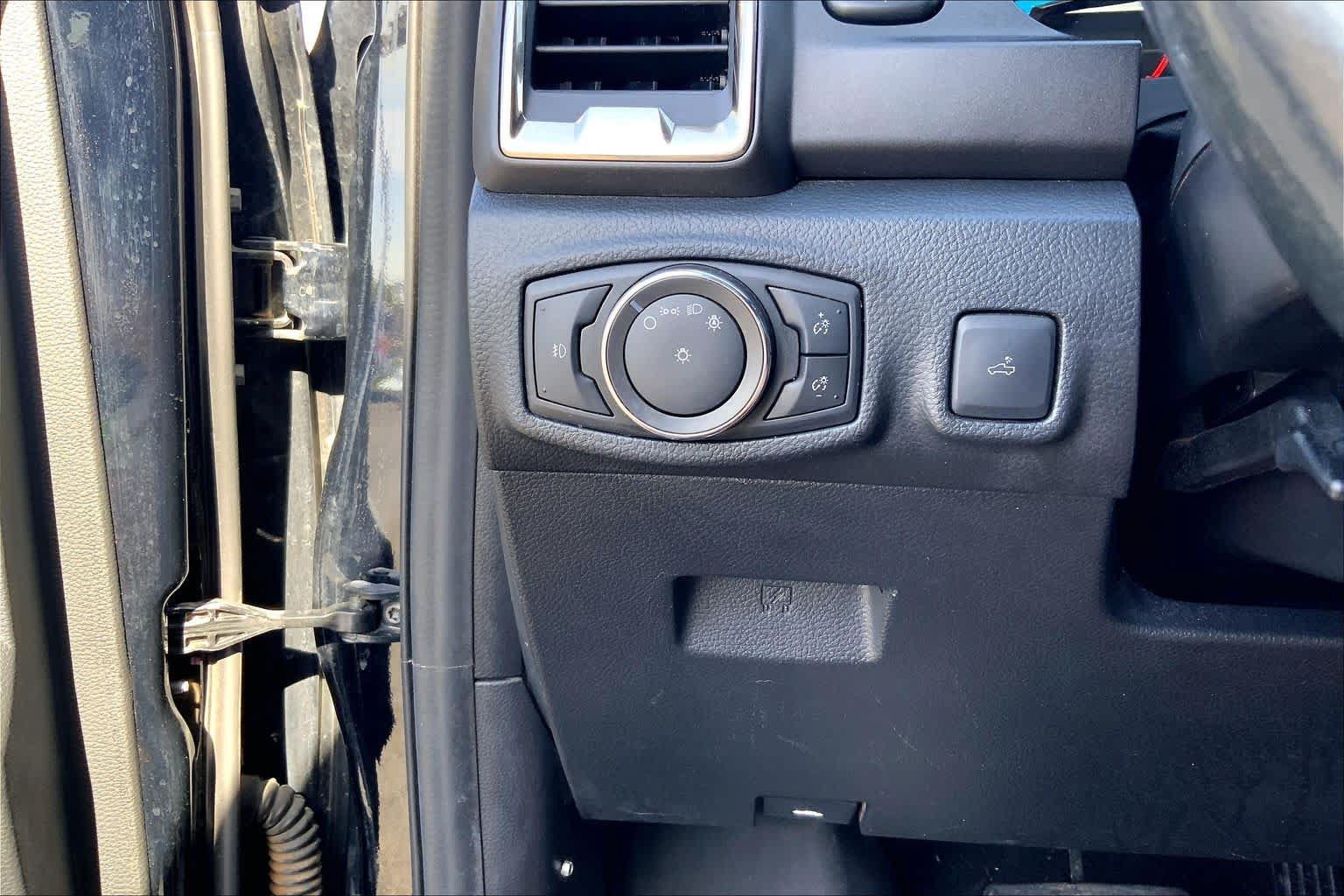 Used 2022 Ford Ranger XLT w/ Tremor Off-Road Package AWD/4WD image 36