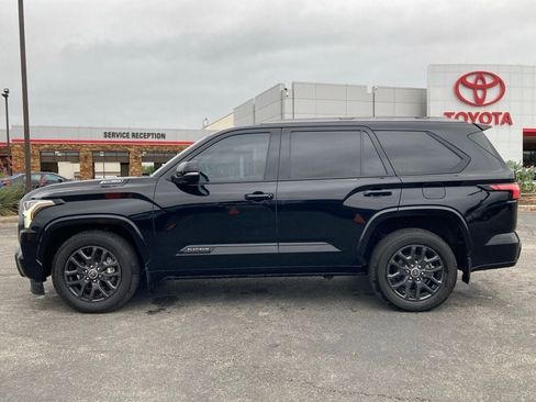 Certified 2023 Toyota Sequoia Platinum image 7