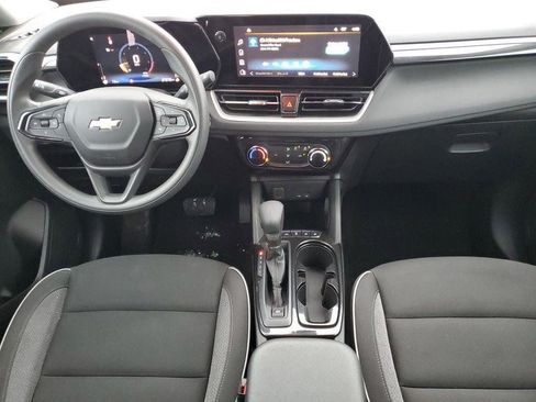 Used 2024 Chevrolet TrailBlazer LT w/ Driver Confidence Package image 23