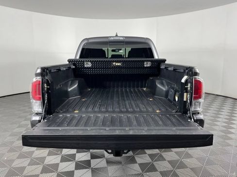 Used 2021 Toyota Tacoma TRD Off-Road w/ Technology Package AWD/4WD image 47