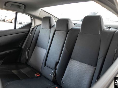 Used 2022 Nissan Sentra SV FWD image 23