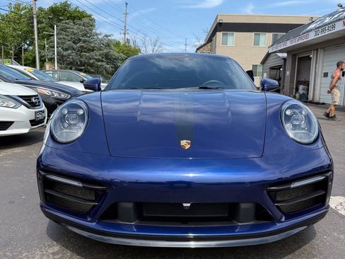Used 2021 Porsche 911 Carrera w/ Premium Package RWD image 3