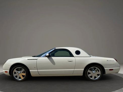 Used 2003 Ford Thunderbird RWD image 2