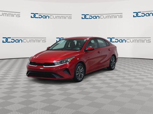 Used 2024 Kia Forte LXS FWD image 5