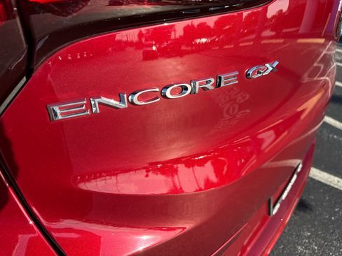 Used 2023 Buick Encore GX Select w/ Experience Buick Package FWD image 10