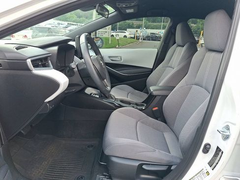 Used 2024 Toyota Corolla SE FWD image 14