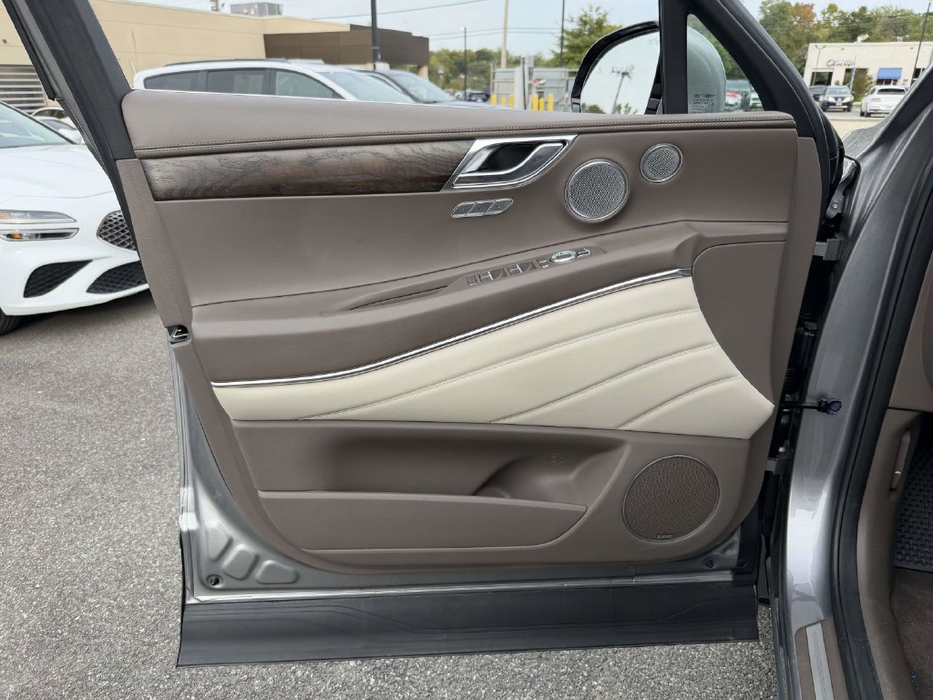 Used 2023 Genesis GV80 3.5T w/ Advanced Package AWD/4WD image 12