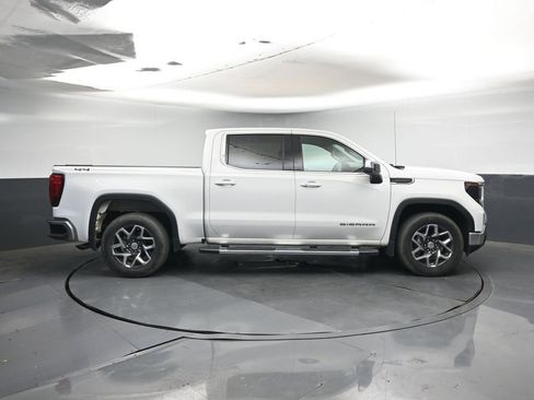 Used 2023 GMC Sierra 1500 SLE image 6