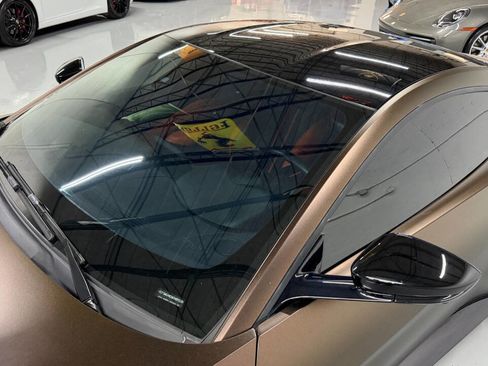 Used 2021 Aston Martin V8 Vantage Base 2dr Coupe image 23