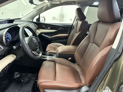 Used 2022 Subaru Ascent Touring AWD/4WD image 16